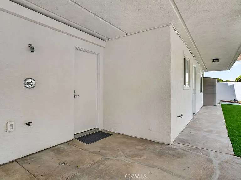 720 Emerald Bay — Photo 41