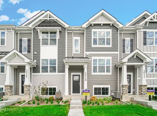 8692 Larkspur Ln, Saint John, IN 46373