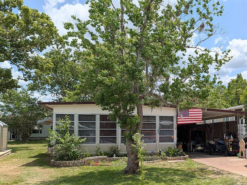 1st image of 1044 Cloverleaf Cir