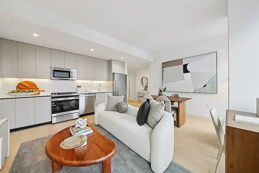 567 Fulton Street — Photo 3