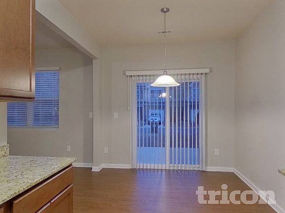 5th image of 2058 Aragon Ln