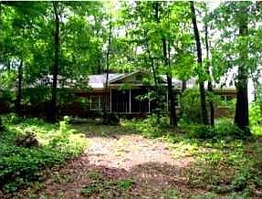 2nd image of 1462 Post Rd