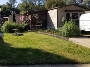 2 Rock Ct, El Dorado, KS 67042