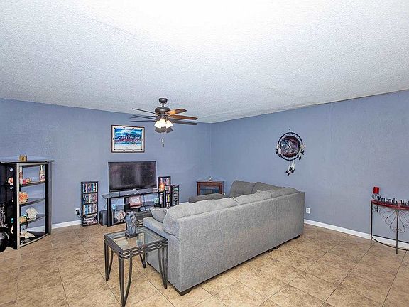 3rd image of 1426 S 11th Ave