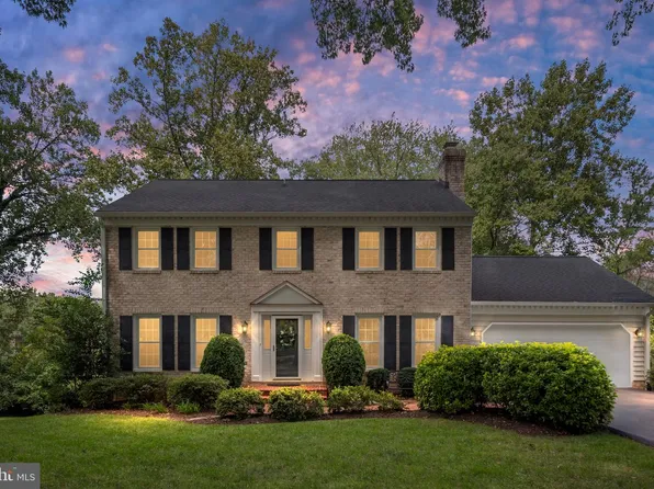 5442 Flint Tavern Pl, Burke, VA 22015