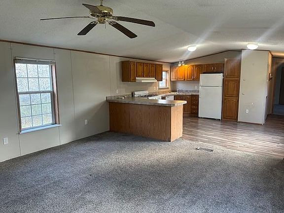 4th image of 799 Old Willow Ct NW