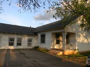 206 N Randlett St, Hobart, OK 73651