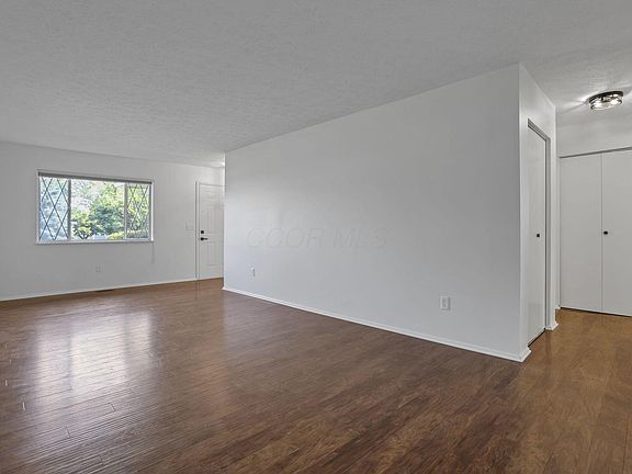 5th image of 212 Barcelona Ave