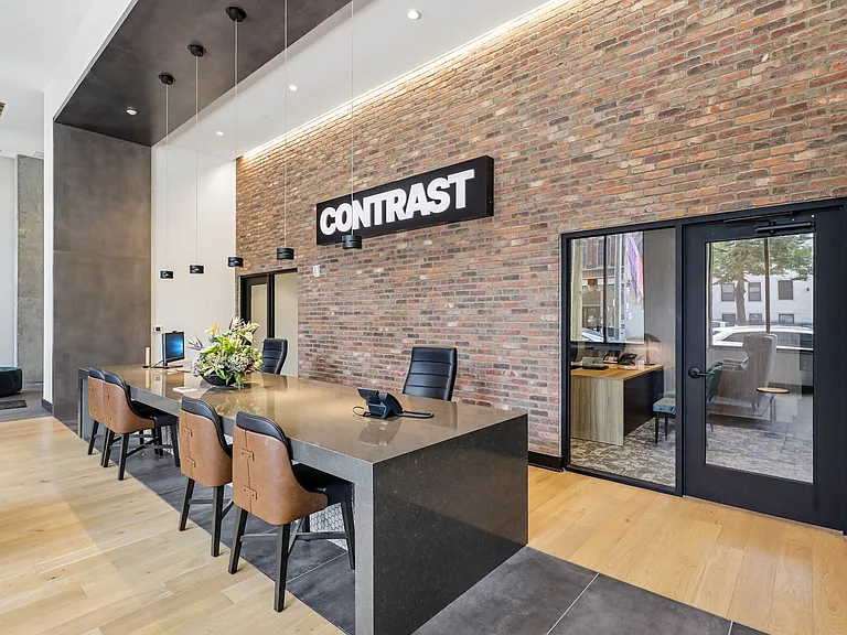 Contrast OTR — Photo 76
