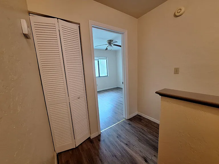 6111 SW 8th Pl — Photo 30