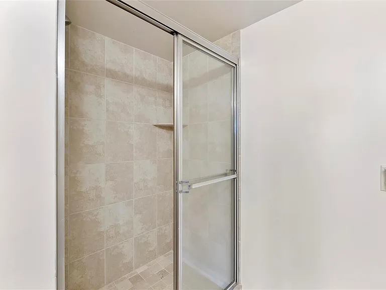 6519 Coral Lake Dr #207 — Photo 10