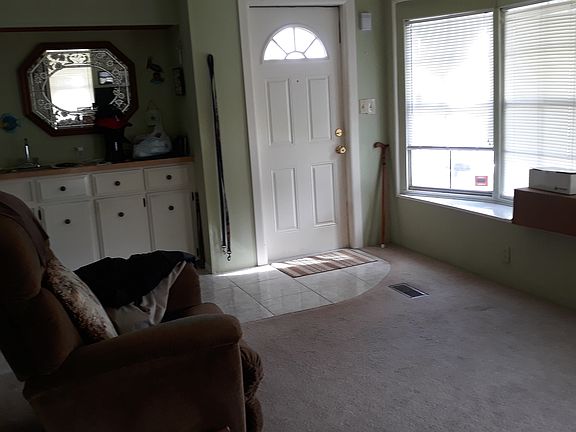4th image of 174 W Caribbean