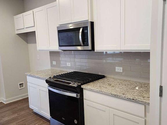 4th image of 7264 Deering Ct