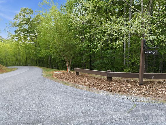 2nd image of 40 Larkhaven Dr
