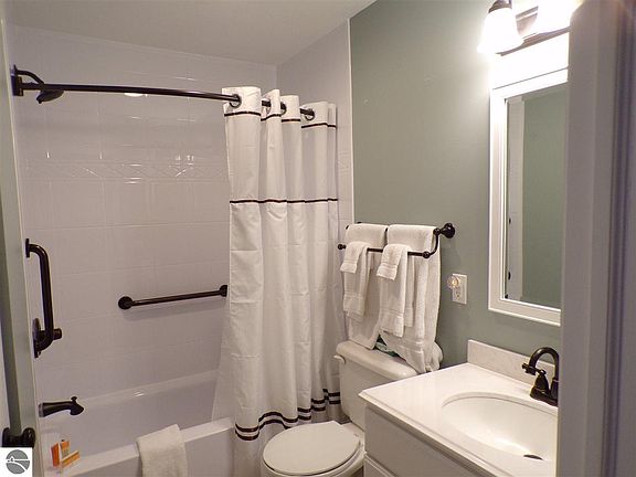 2nd image of 1246 Sunnyside Dr