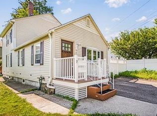 7 Marjorie St, Worcester, MA 01604