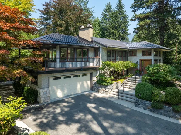 431 Southborough Dr, West Vancouver, BC V7S 1M3