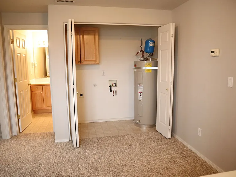 13920 NE 7th Ct — Photo 16