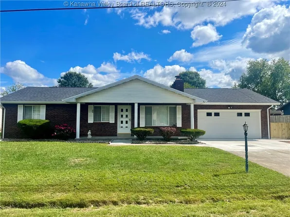 30 N Azalea Dr, Millwood, WV 25262