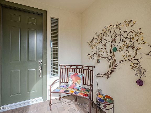 5th image of 72 E CAMELLIA Way
