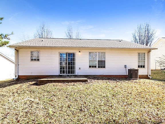 3rd image of 1884 Tamara Way