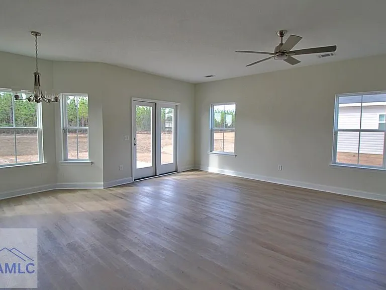 149 Franklin Tree Dr NE — Photo 3
