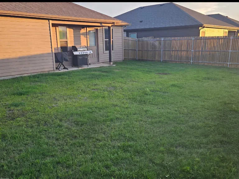 1426 Warringwood Dr — Photo 11