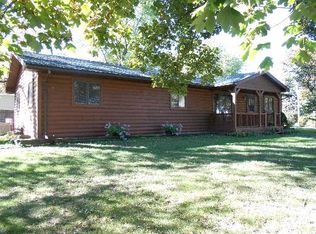 112 New St, Seneca, IL 61360