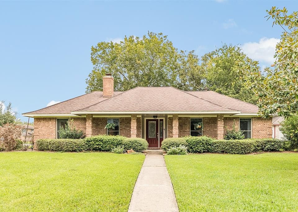 1st image of 101 Frostwood Dr