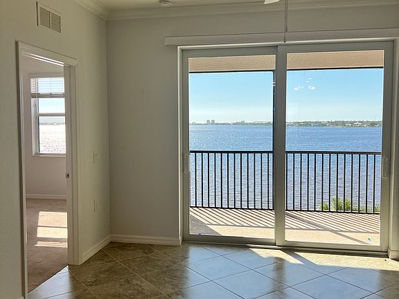 2nd image of 850 Tidewater Shores Loop #404