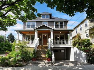 3707 SE Woodward St, Portland, OR 97202