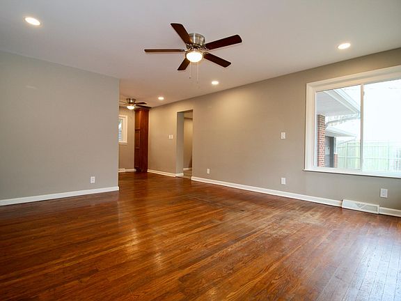2nd image of 6467 Cedar Lake Ln