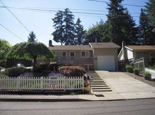 10939 SW 37th Ave, Portland, OR 97219