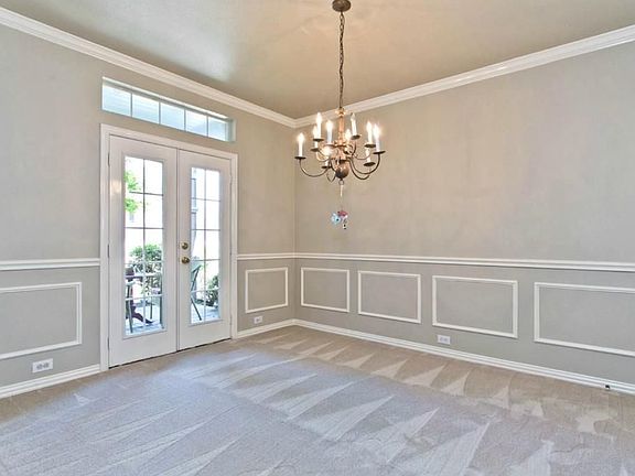 5th image of 1701 Chessington Ln