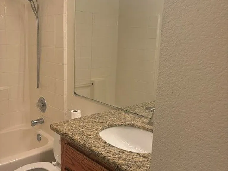 11511 Bay Meadows Ln — Photo 17