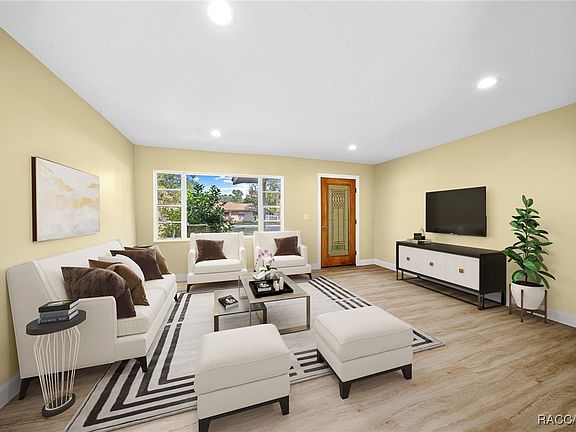 4th image of 750 NE 12th Ter