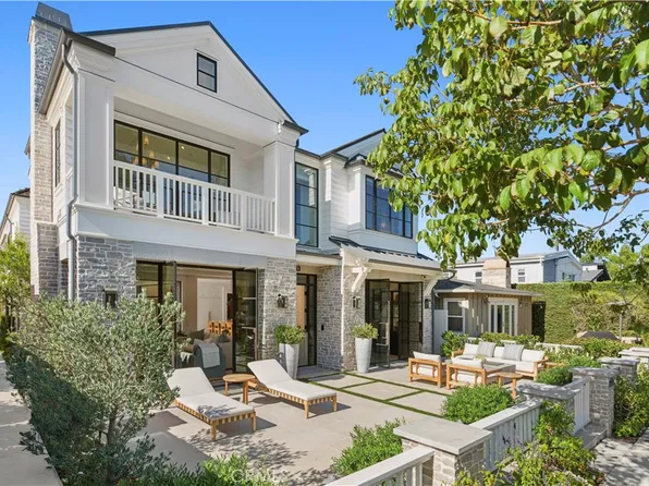 313 Heliotrope Ave, Corona Del Mar, CA 92625