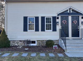 226 Washington St #226, Whitman, MA 02382