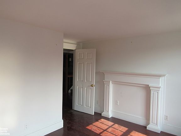 4th image of 234 Warren St APT F