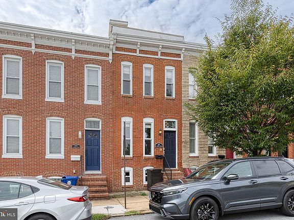 2nd image of 667 E Clement St