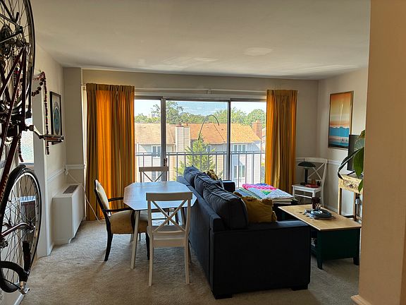 3rd image of 4241 Columbia Pike APT 404