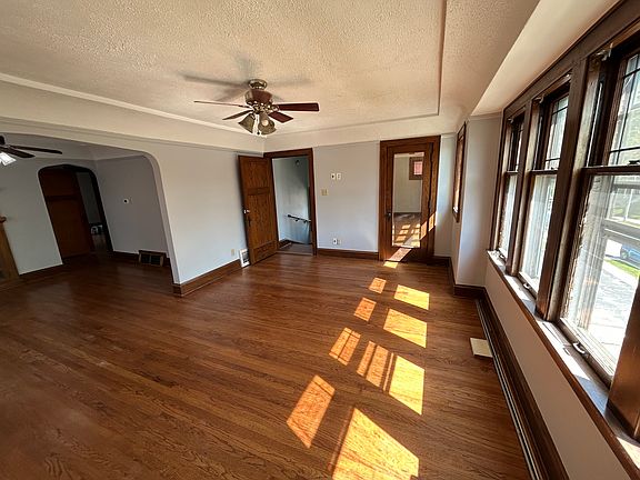 Front Entrance / Living Room