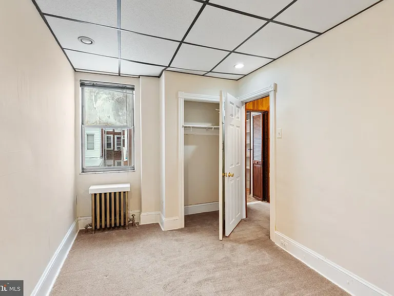 3068 Livingston St — Photo 9