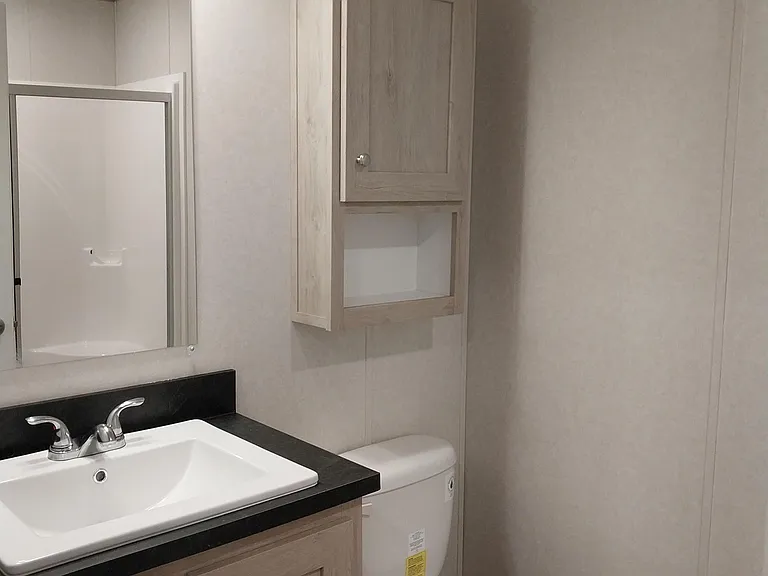 1600 N Willis Dr — Photo 22