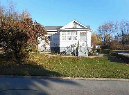 1st image of 700 Sanderson Ave