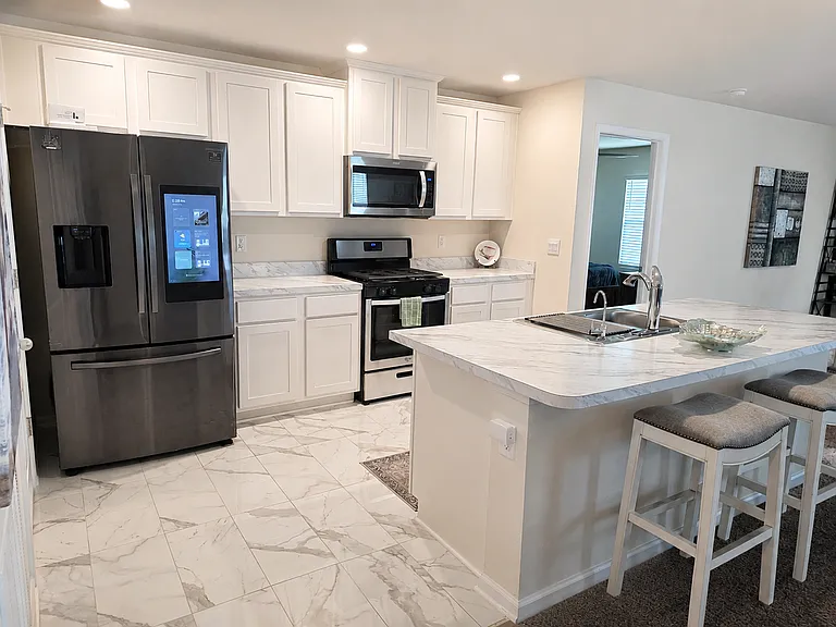 709 Grand Reserve Dr — Photo 4