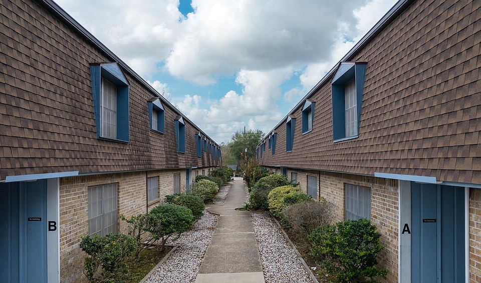 1st image of 1612 Avenue O #10B