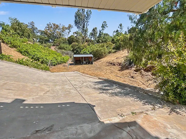 1368 Farnham Rd — Photo 47