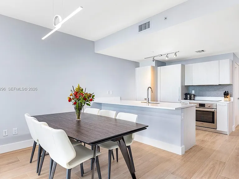 501 NE 31st St #1710 — Photo 1