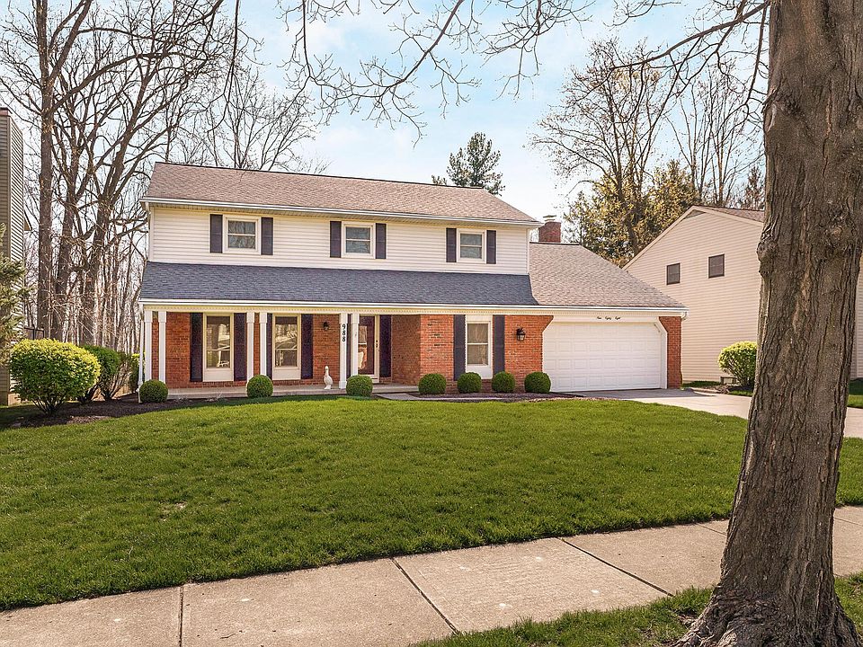 1st image of 988 Danvers Ave